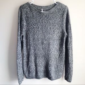 Leo & Nicole Gray White Marled Knit Sweater